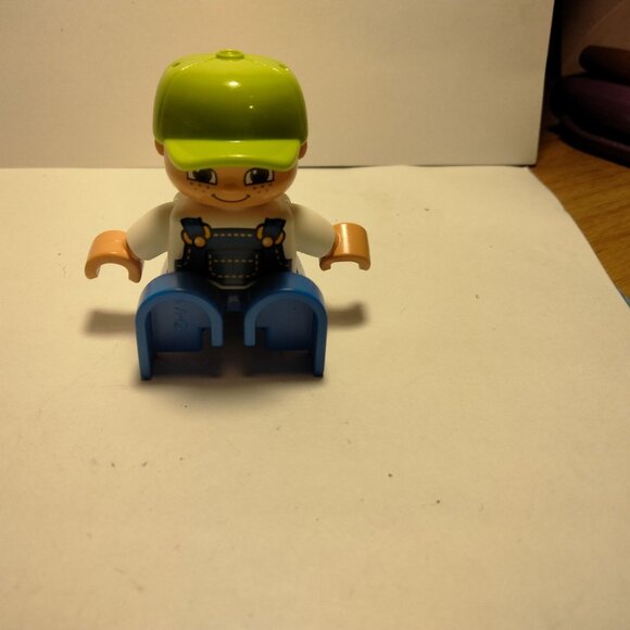 Lego Duplo Blue Boy Bib Green Baseball Cap Child Movable arms legs Hat toy - Picture 8 of 11